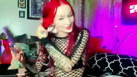 thickneyaadams online show from 10-16-25, 05:19