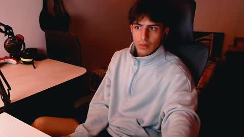 thieves_us online show from 12-26-24, 05:26