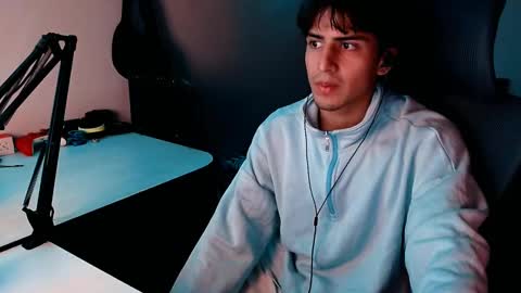 thieves_us online show from 01-15-25, 12:04