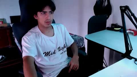 thieves_us online show from 02-16-25, 07:38