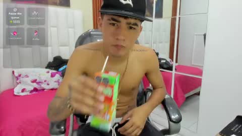Snapshot of thiiago_collins chatting on 03-20-26, 10:58 THIAGO COLLINS online show from 03-20-26, 10:58