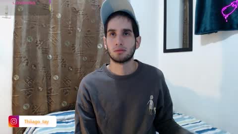 Snapshot of thiiago_tay chatting on 10-01-25, 04:46 Thiiago online show from 10-01-25, 04:46