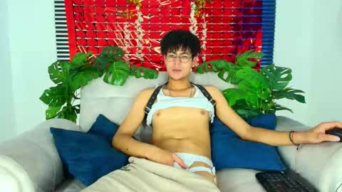 Thiago Saenzz online show from 02-23-26, 03:53