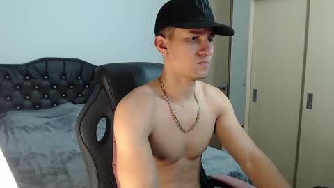 thin_tommy11 online show from 01-31-25, 04:25