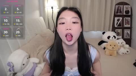 Snapshot of thisgirl__ chatting on 05-23-26, 01:55 kk online show from 05-23-26, 01:55