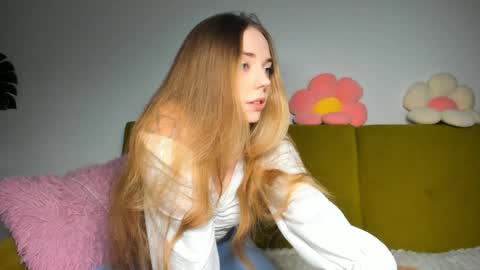 Snapshot of thisisamelia chatting on 12-02-24, 01:57 Amelia shows on mondays fridays and sundays if anything changes im giving updates on my fansly online show from 12-02-24, 01:57