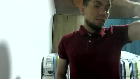Snapshot of thomas2wood chatting on 04-21-26, 12:56 Thomas2Wood online show from 04-21-26, 12:56