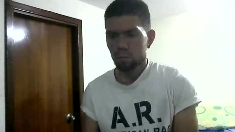 Snapshot of thomas2wood chatting on 05-13-26, 12:41 Thomas2Wood online show from 05-13-26, 12:41