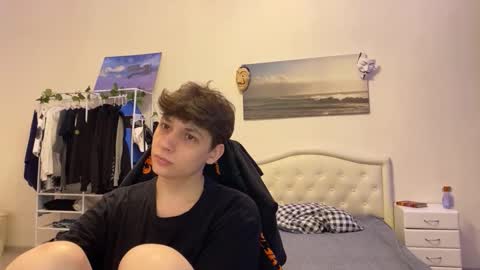 Thomas Hill online show from 10-15-25, 09:04