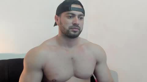 Snapshot of thomas_brandon chatting on 05-21-26, 08:54 Thomas Brandon online show from 05-21-26, 08:54