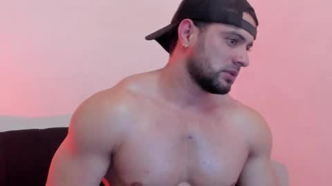 Snapshot of thomas_brandon chatting on 05-23-26, 03:23 Thomas Brandon online show from 05-23-26, 03:23