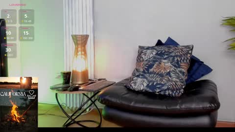 Snapshot of thomas_eliotts chatting on 01-12-25, 12:49 Thomas Eliott   independent model online show from 01-12-25, 12:49