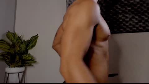 Snapshot of thomas_eliotts chatting on 01-18-25, 11:11 Thomas Eliott   independent model online show from 01-18-25, 11:11