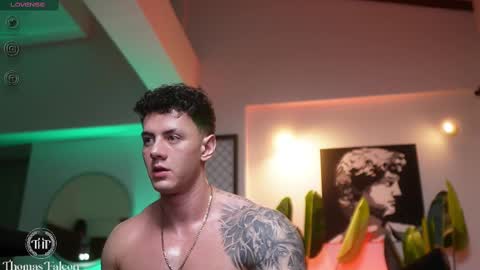 Thomas Falcon online show from 03-06-25, 06:08