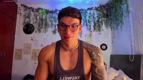 Snapshot of thomas_fuckboy chatting on 01-30-25, 11:02 Thomas Grey online show from 01-30-25, 11:02