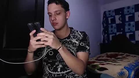 ---Thomas--- online show from 11-01-25, 12:23