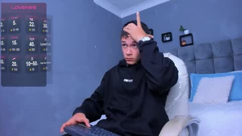 Thomas online show from 11-18-25, 12:31