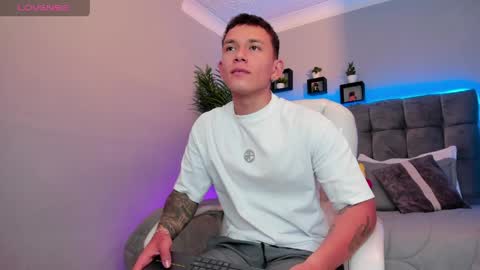 Thomas online show from 04-28-26, 01:27