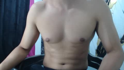 Snapshot of thomas_neuman chatting on 11-08-25, 08:51 Thomas online show from 11-08-25, 08:51