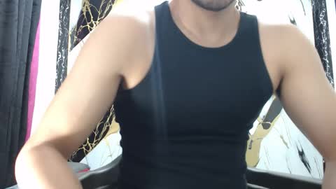 Snapshot of thomas_neuman chatting on 12-13-25, 08:47 Thomas online show from 12-13-25, 08:47