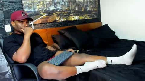 thomas Santtos online show from 01-23-25, 01:45