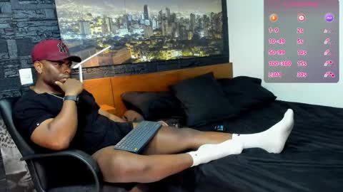 thomas Santtos online show from 01-25-25, 02:58