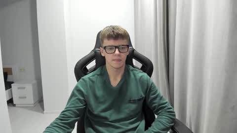 Tomas online show from 01-13-25, 07:21