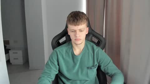 Tomas online show from 01-26-25, 01:04