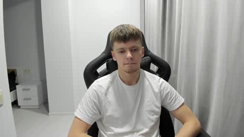 Tomas online show from 01-28-25, 04:41