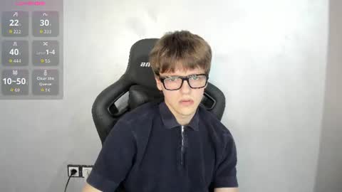 Snapshot of thomas_shelbivip chatting on 06-13-26, 06:50 Tomas online show from 06-13-26, 06:50