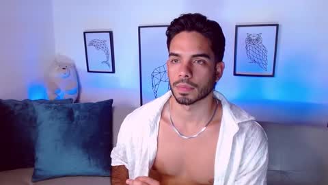 Snapshot of thomas_spellman chatting on 09-17-25, 12:45 thomas_spellman online show from 09-17-25, 12:45