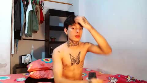 Snapshot of thomas_stallon chatting on 03-11-25, 06:00 thomas online show from 03-11-25, 06:00