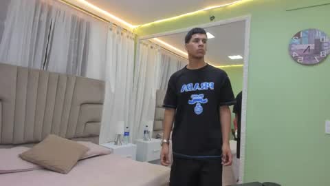Thomas Valkov online show from 05-21-26, 11:17