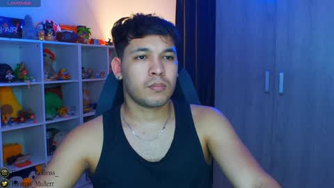 Snapshot of thomascollins__ chatting on 02-04-25, 07:07 Thomas online show from 02-04-25, 07:07