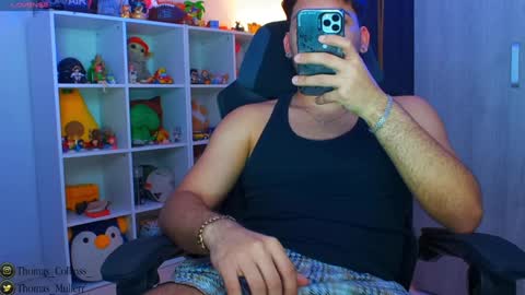 Snapshot of thomascollins__ chatting on 02-05-25, 10:30 Thomas online show from 02-05-25, 10:30