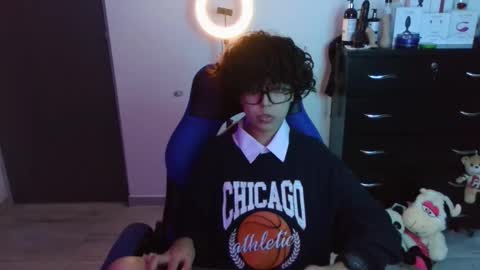 VALERIA online show from 10-24-25, 08:05