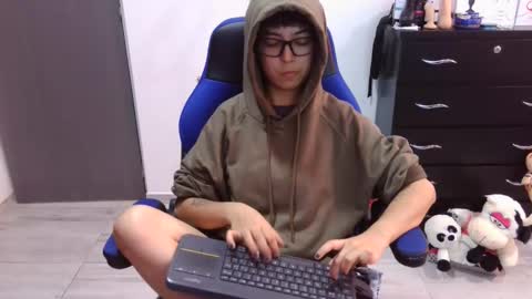 VALERIA online show from 12-19-25, 07:10