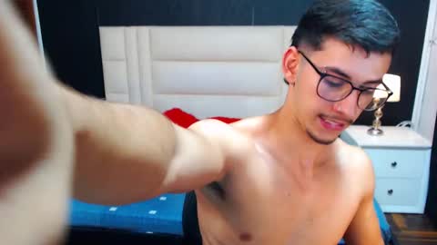 Thomas Turner online show from 09-26-25, 11:31