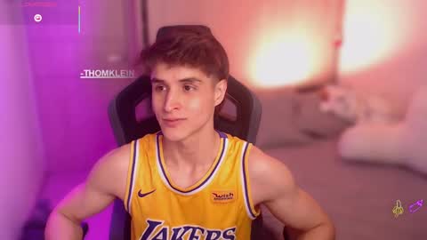 Thom Klein online show from 09-11-25, 07:47