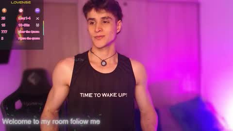 Snapshot of thomklein chatting on 11-13-25, 07:13 Thom Klein online show from 11-13-25, 07:13