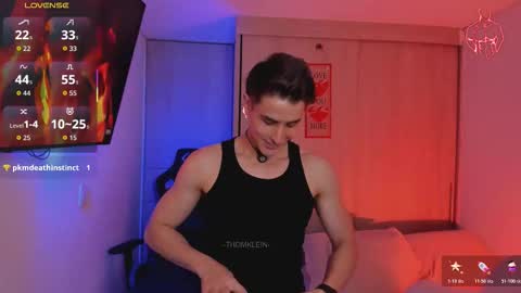 Snapshot of thomklein chatting on 02-14-26, 09:22 Thom Klein online show from 02-14-26, 09:22