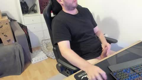 thommy2008 online show from 10-07-25, 06:21