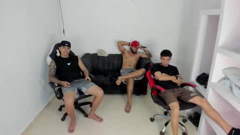 Snapshot of thomson_hot01 chatting on 02-24-26, 05:16 thomson_hot01 online show from 02-24-26, 05:16