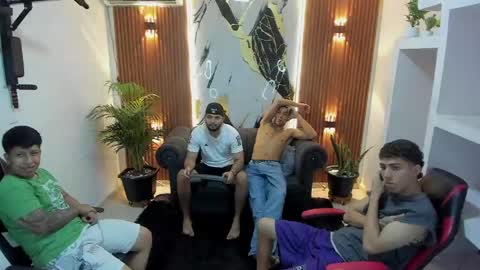 thomson_hot01 online show from 05-01-26, 05:23