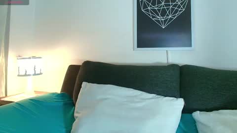 Snapshot of thomylov chatting on 10-11-25, 03:39 thomylov online show from 10-11-25, 03:39