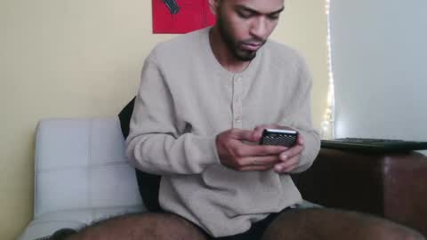 Snapshot of thonymaster chatting on 01-22-25, 12:17 thonyy online show from 01-22-25, 12:17