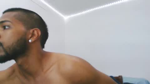 Snapshot of thonymaster chatting on 02-20-25, 03:56 thonyy online show from 02-20-25, 03:56