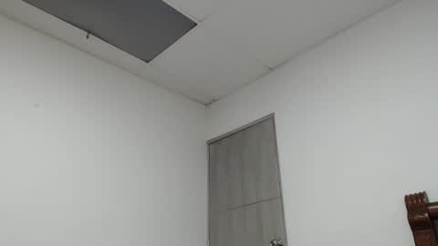 Snapshot of thonymaster chatting on 10-29-25, 12:46 thonyy online show from 10-29-25, 12:46