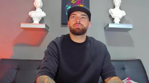 Snapshot of thor_evans chatting on 10-08-25, 09:23 thor_evans online show from 10-08-25, 09:23