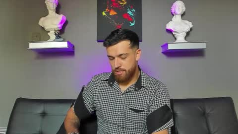 Snapshot of thor_evans chatting on 11-18-25, 09:19 thor_evans online show from 11-18-25, 09:19